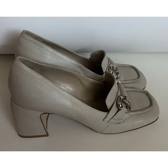 Laura Bellariva Taupe Leather Bit Loafers in Sky Gray Size 38/8~ Excellent - Picture 2 of 7